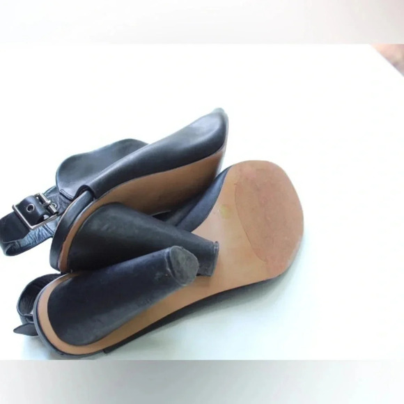 Vince Camuto booties - Picture 4 of 13